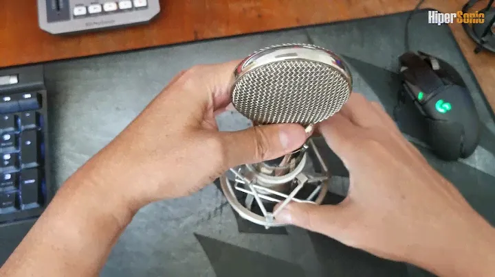 Shock mount OnStage MY410 y microfono M-Audio Sputnik condensador.