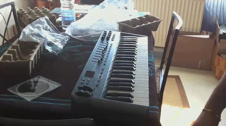 Unboxing M-audio Oxygen 49 Keys (3 generation)