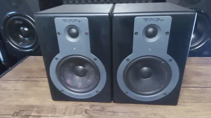 Monitores M Audio Studiophile BX5a