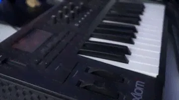 M-AUDIO axiom 25 mk2 (midi клавиатура)